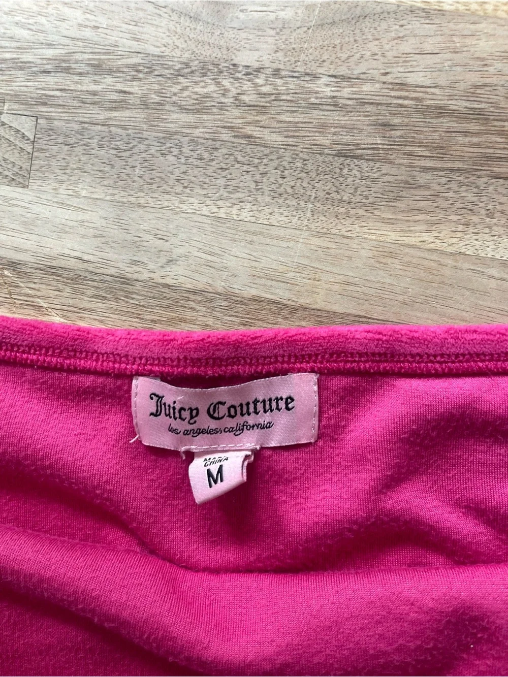 Juicy Couture Fuchsia Rhinestone Logo Bandeau Tube Top | Women’s Medium | Y2K - Picture 3 of 7